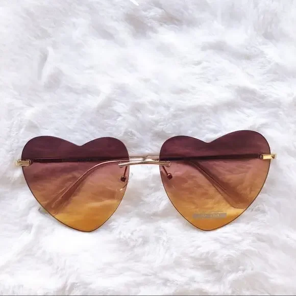 Miley Brown & Tan Gradient Heart Sunglasses - Picture 1 of 11